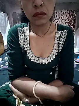 Paakhi-Singh online show from March 29, 5:12 pm