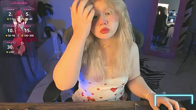 LilithNelson online show from December 20, 8:29 am