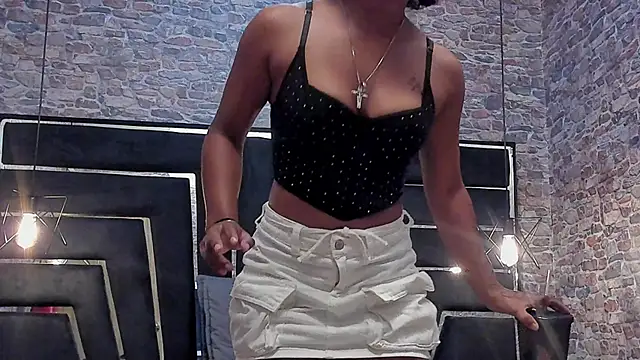 WILD FIREE  online show from February 28, 8:08 pm