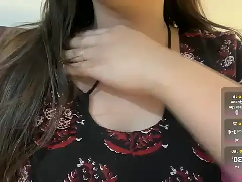 Remi Emmii online show from April 17, 10:45 pm