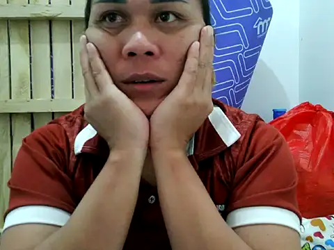 urdreamgirljacky online show from April 14, 7:08 am