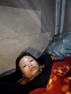 LinhNa999 online show from February 8, 6:28 am