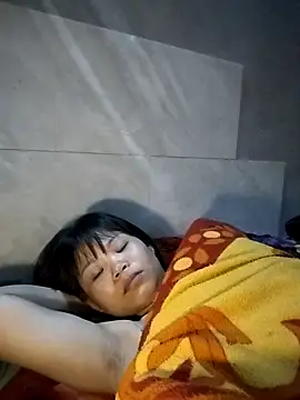 LinhNa999 online show from December 23, 1:31 am