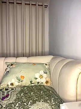 TinaFavourite online show from November 27, 6:44 pm