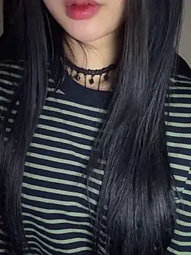 Dolly282 online show from April 7, 6:32 pm