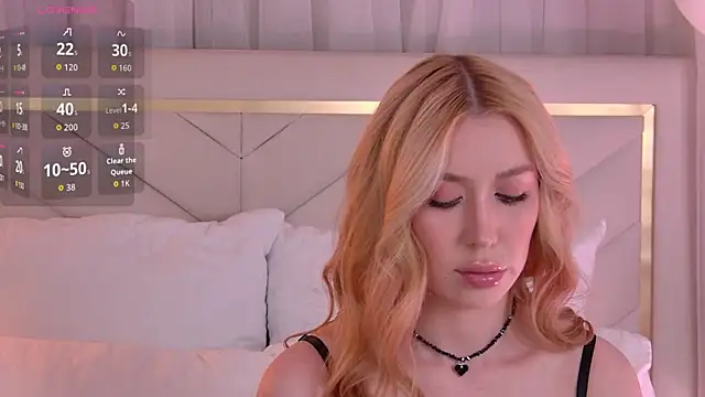 VelvetHell online show from September 18, 3:38 am