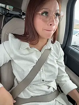 Mrs MrLove online show from February 10, 10:35 pm