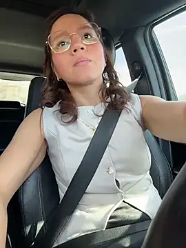 Mrs MrLove online show from January 18, 7:43 pm