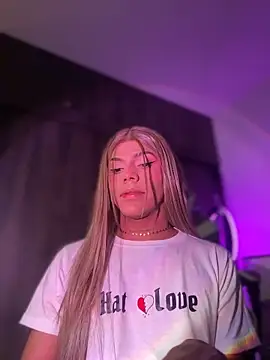 Flora Minx online show from February 22, 3:18 am