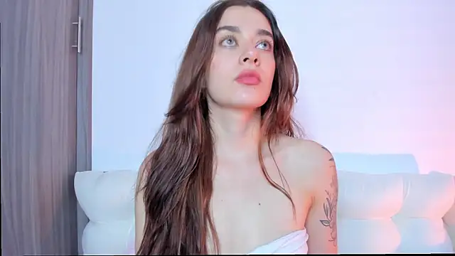 MissLana77 online show from February 10, 11:52 pm