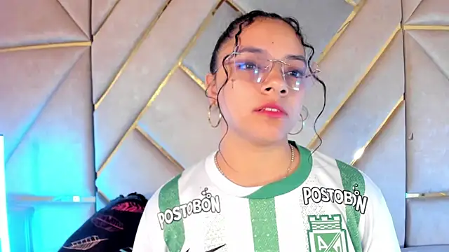 Angellit Afrodita  online show from April 11, 9:24 am