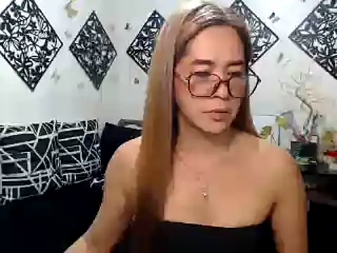 TheMISTRESSx69 online show from June 3, 2:01 am