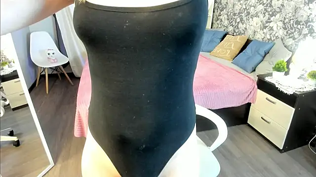 Laila Blarr online show from March 27, 12:06 pm