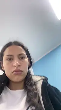 Mia garcia28 online show from February 28, 7:13 pm