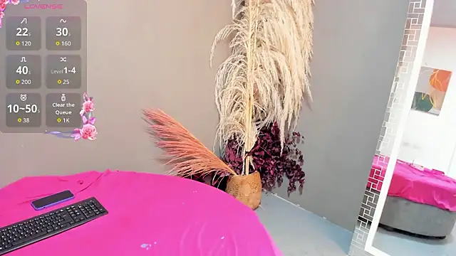 sienna glow online show from March 27, 5:57 pm