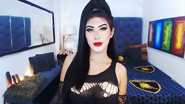 Snapshot of Mistress4fun chatting on September 24, 5:17 am Mistress4fun online show from September 24, 5:17 am