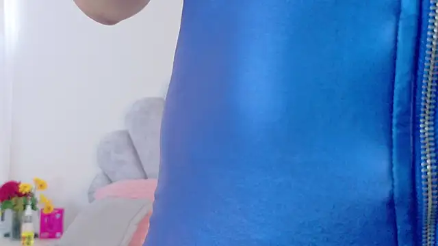 emma-conti2 online show from March 18, 5:29 pm