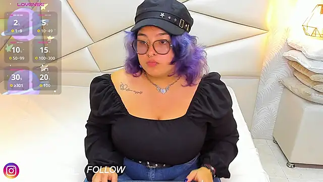 lulukawai16 online show from November 24, 7:05 pm