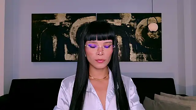 AgathaKondo  online show from November 20, 7:15 pm