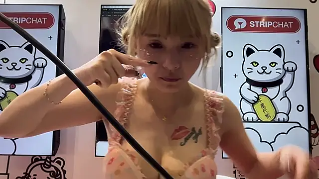 Yucheng  520 online show from July 3, 8:20 am