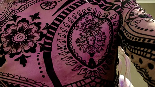 Iris lave online show from February 14, 7:05 pm