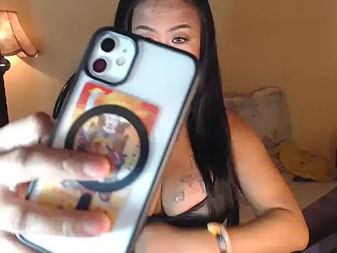 Hugecocklady online show from December 2, 6:48 am