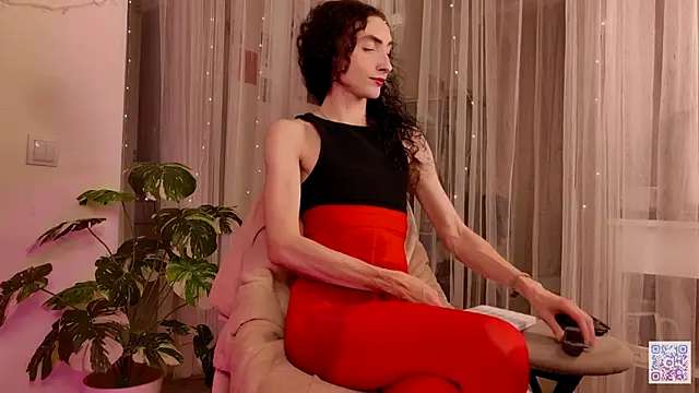 Queen of tease online show from October 27, 5:52 pm