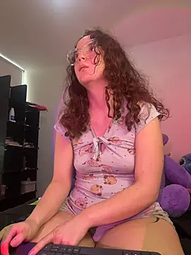 Sharon Black online show from February 19, 3:33 pm