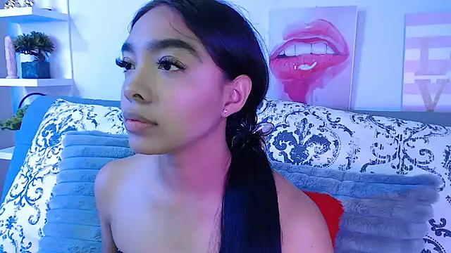 pocahontamoon online show from April 10, 6:03 pm