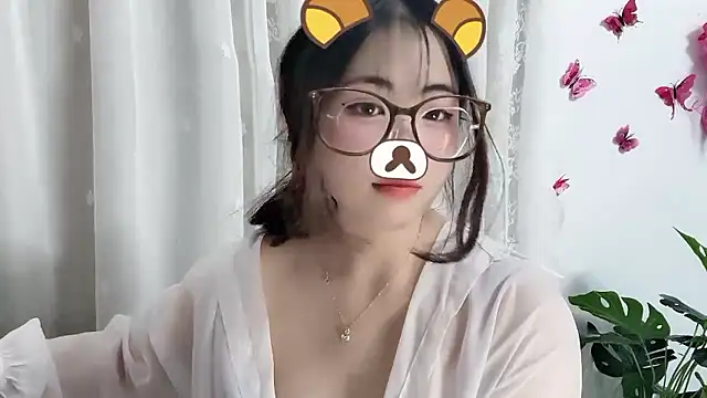 Amelia-babee online show from April 3, 1:42 pm