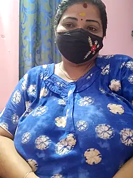 Snapshot of lathikaqueentamil chatting on October 8, 4:06 am lathikaqueentamil online show from October 8, 4:06 am