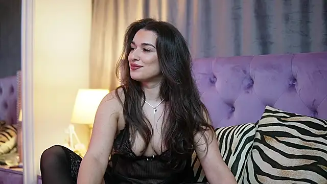 EmmaDallas online show from November 24, 6:43 pm