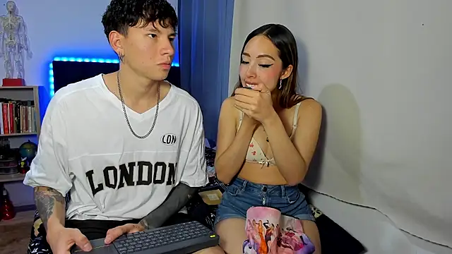 Tatiiana n Damiian online show from December 17, 11:09 pm