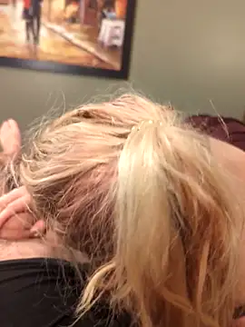 EllieEnchantress online show from December 20, 12:42 pm