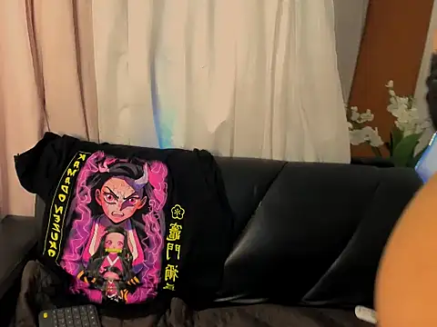 nahomy ryans online show from November 25, 10:43 pm