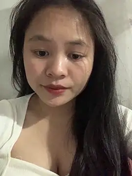 NhuFox online show from December 21, 1:04 pm