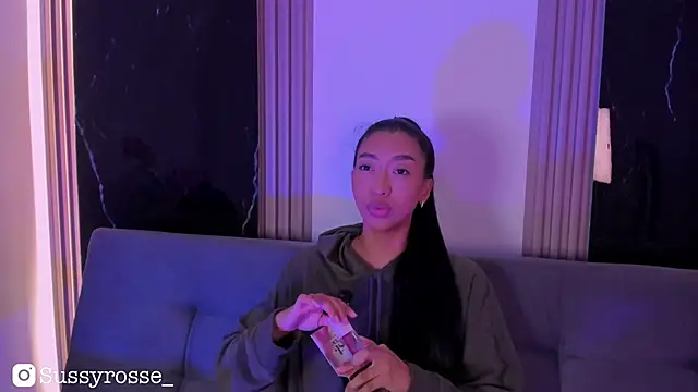 Sussyrosse  online show from February 1, 4:28 pm