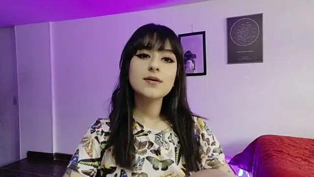 atenea dragon   online show from April 8, 8:44 pm