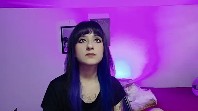 atenea dragon   online show from April 15, 8:31 pm