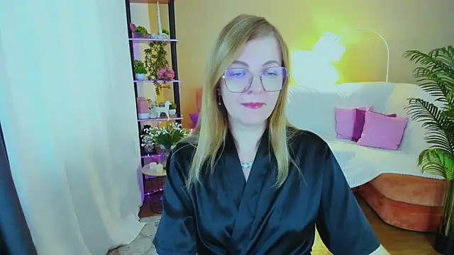 YourUniverser online show from September 23, 10:46 am