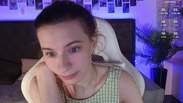 kaleriyaa  online show from February 10, 2:03 am