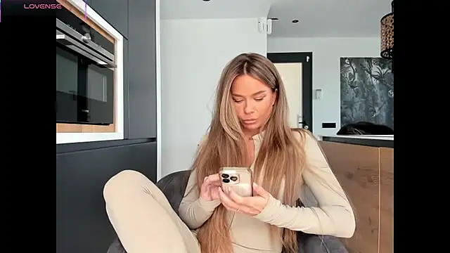 Kalyssy online show from December 5, 11:44 am