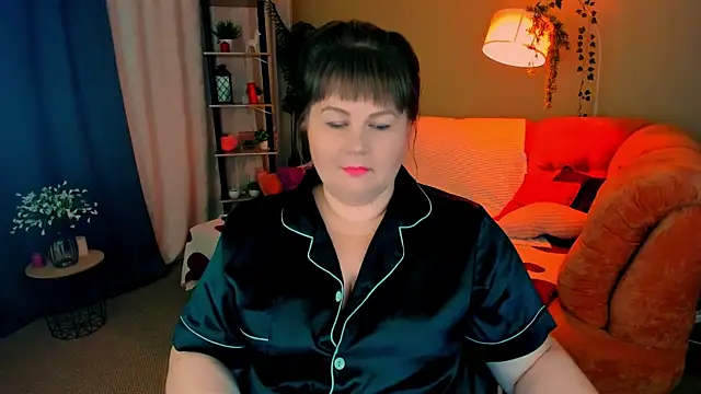 CrystaalStaar online show from July 13, 8:42 pm