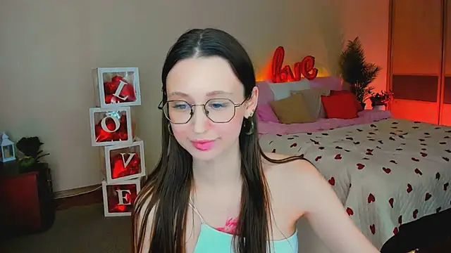 YourLovellyStory online show from February 13, 4:52 pm