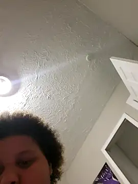 chocolate bella online show from October 24, 2:29 am