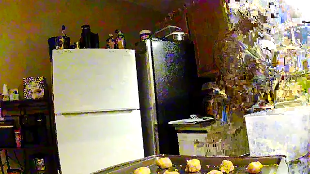 gypsyadventures1 online show from December 20, 1:42 am