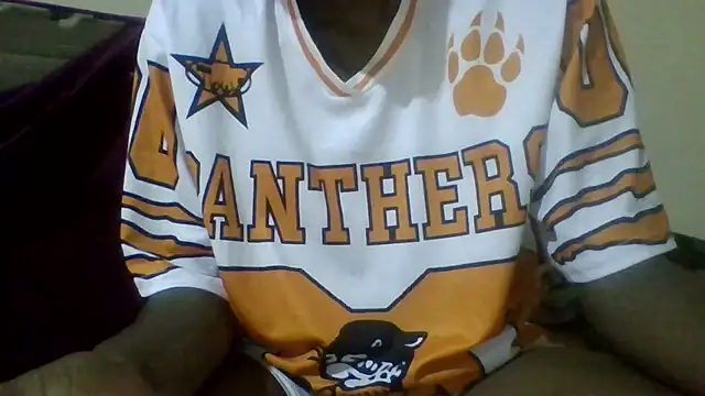 Snapshot of sexyonettt chatting on September 15, 3:42 pm sexyonettt online show from September 15, 3:42 pm