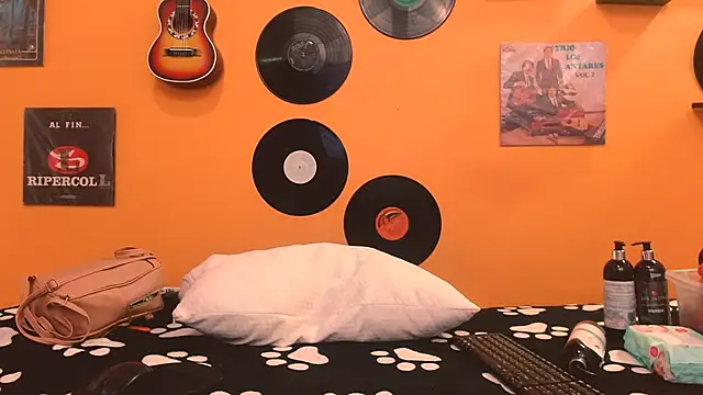 meisevil77 online show from November 21, 2:13 am