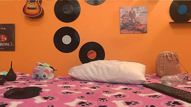 meisevil77 online show from December 1, 2:59 am