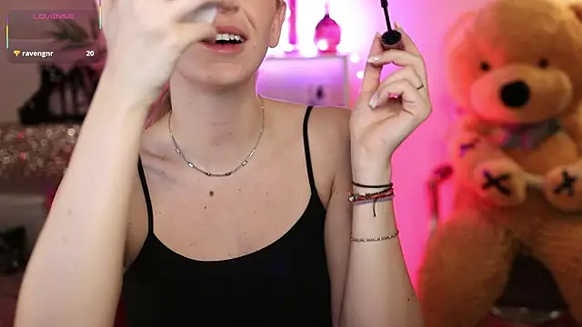 NovaHollisx online show from March 30, 4:23 am